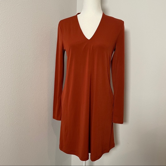 [KENNETH COLE NEW YORK] BNWT BURNT ORANGE/RUST LONG SLEEVE VNECK DRESS W/POCKETS - Picture 1 of 4